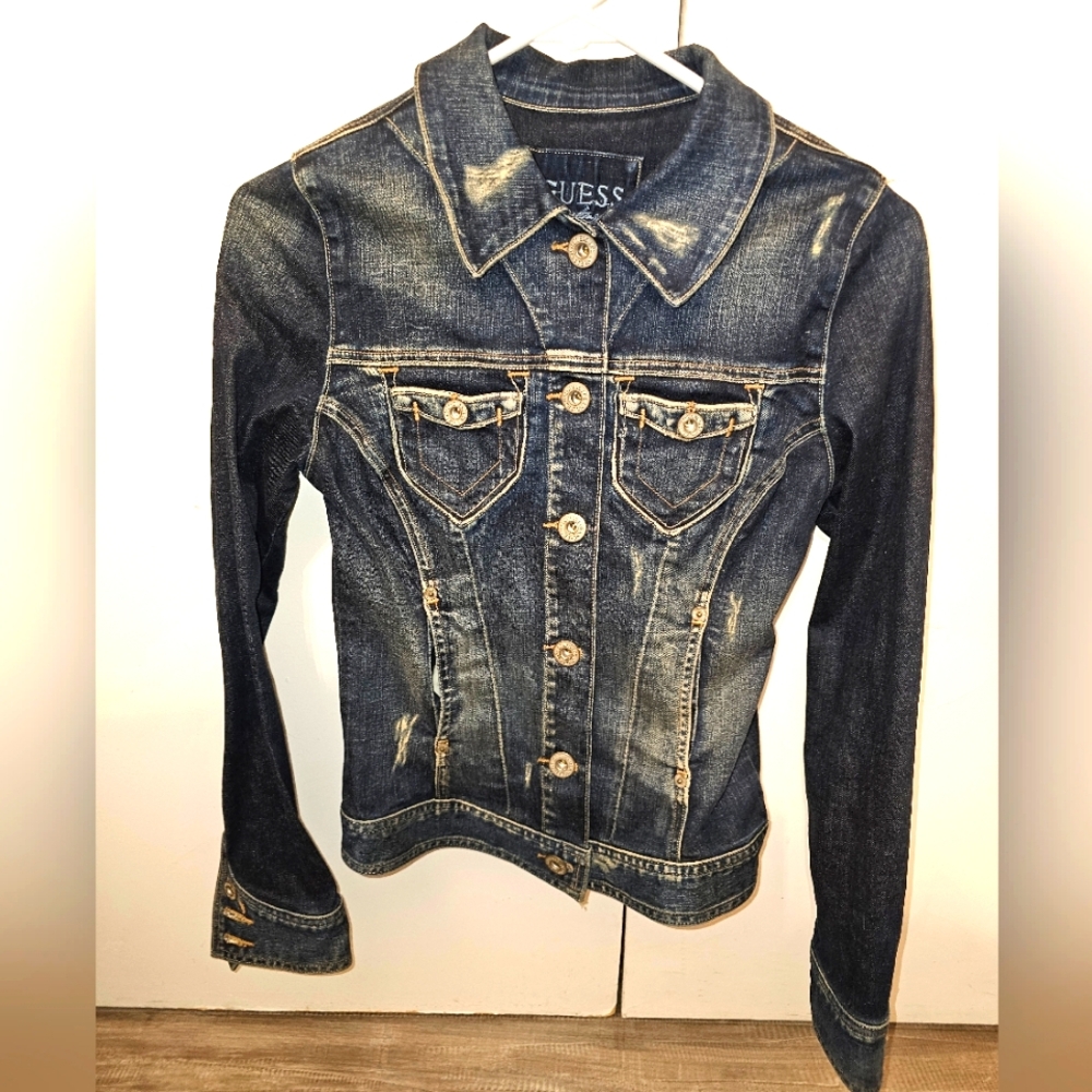NWOT Guess Jean Jacket sz S, never worn in perfect condition